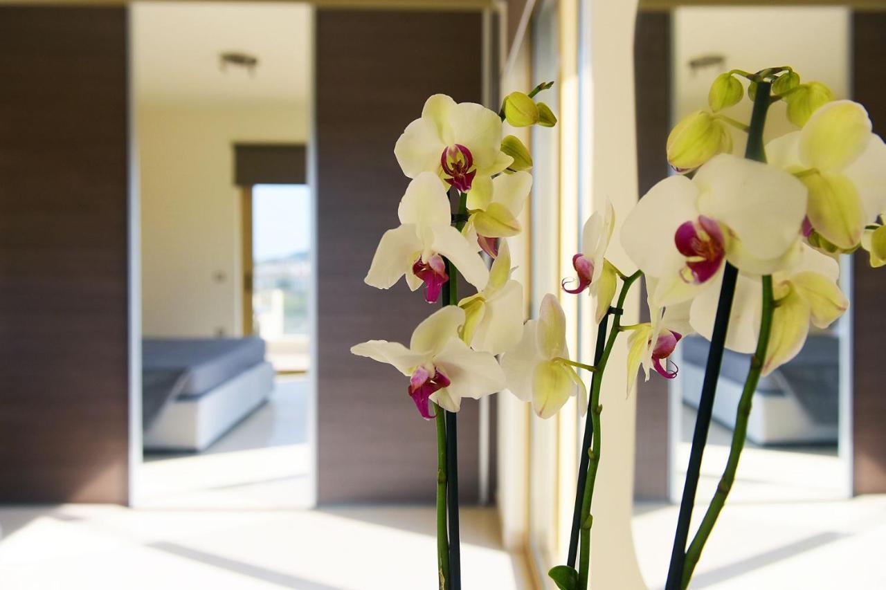 Stelia Luxury Apartments Kalavárda 外观 照片