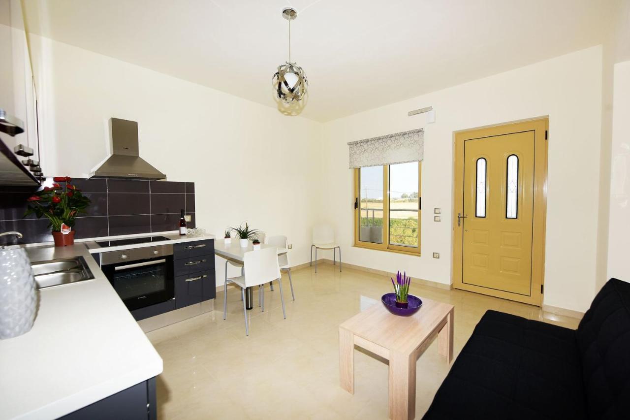 Stelia Luxury Apartments Kalavárda 外观 照片