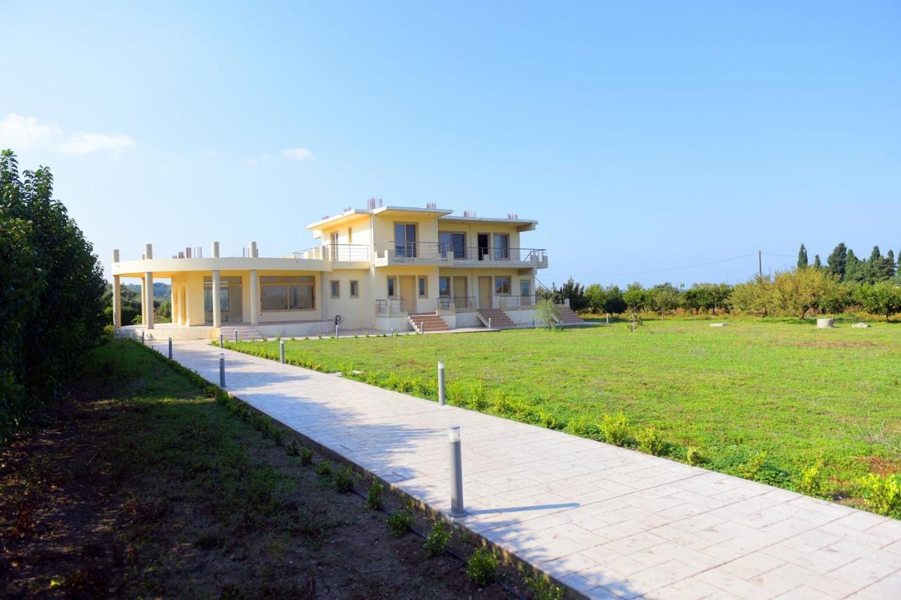 Stelia Luxury Apartments Kalavárda 外观 照片