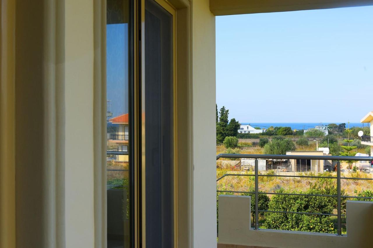 Stelia Luxury Apartments Kalavárda 外观 照片