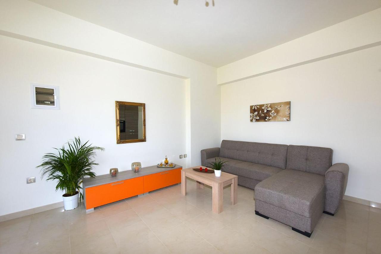 Stelia Luxury Apartments Kalavárda 外观 照片