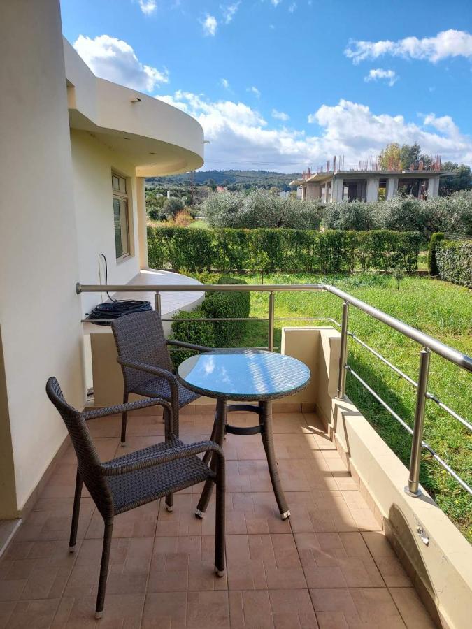 Stelia Luxury Apartments Kalavárda 外观 照片